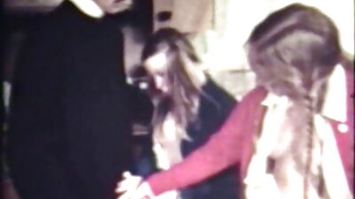 Két ébenfa lányok, akik jól vigyázni a testüket kemény szex videók csinálni Punci nyalás