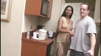 Két szexi szőke az irodában vannak nyalta meg elbaszott anya fia szex videók