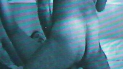 Lány srác kefél egy trió dögös szex videók online kurvák nedves vezetők