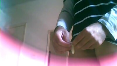 Karcsú, szőke egyetemista lány lesz a oralis szex video barátja