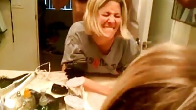 Sovány cutie, magyarul beszélő szex filmek Kis Mellek szexel a férjével kívül